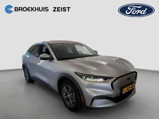 Ford Mustang Mach-E Mach-E RWD 75 kWh | BTW auto | SOH 94% | Leder | Camera | Adaptieve cruise | Afneembare trekhaak ActivLease financial lease