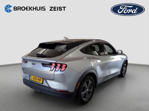 Ford Mustang Mach-E Mach-E RWD 75 kWh | BTW auto | SOH 94% | Leder | Camera | Adaptieve cruise | Afneembare trekhaak ActivLease financial lease
