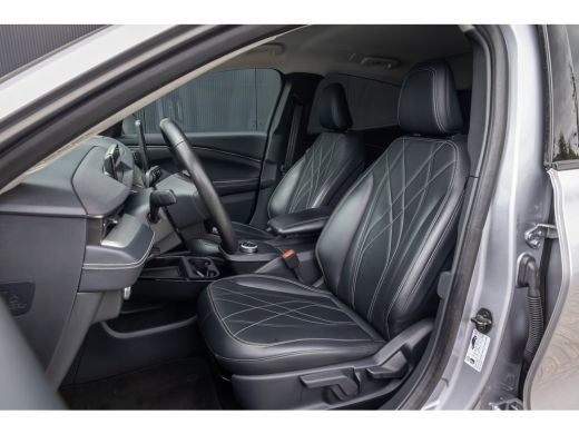 Ford Mustang Mach-E Mach-E RWD 75 kWh | BTW auto | SOH 94% | Leder | Camera | Adaptieve cruise | Afneembare trekhaak ActivLease financial lease