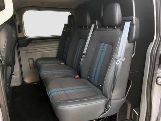 Ford Transit Custom 320 2.5 PHEV L2H1 Sport DC | Adap. Cruise Control | Winterpack | 360 Camera | Trekhaak | Keyless ... ActivLease financial lease