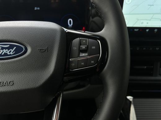 Ford Transit Custom 320 2.5 PHEV L2H1 Sport DC | Adap. Cruise Control | Winterpack | 360 Camera | Trekhaak | Keyless ... ActivLease financial lease