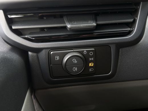 Ford Transit Custom 320 2.5 PHEV L2H1 Sport DC | Adap. Cruise Control | Winterpack | 360 Camera | Trekhaak | Keyless ... ActivLease financial lease