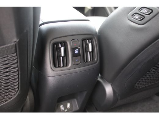 Hyundai Tucson 1.6 T-GDI PHEV 4WD | Stoelverwarming+/verkoeling | Achteruitrijcamera | Trekhaak | Achterbank in ... ActivLease financial lease