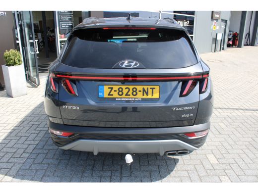 Hyundai Tucson 1.6 T-GDI PHEV 4WD | Stoelverwarming+/verkoeling | Achteruitrijcamera | Trekhaak | Achterbank in ... ActivLease financial lease