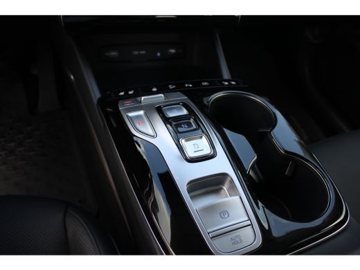 Hyundai Tucson 1.6 T-GDI PHEV 4WD | Stoelverwarming+/verkoeling | Achteruitrijcamera | Trekhaak | Achterbank in ... ActivLease financial lease