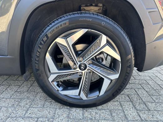 Hyundai Tucson 1.6 T-GDI PHEV Premium Sky 4WD | Panoramisch schuif/kantel dak | Apple Carplay/Android Auto | Sto... ActivLease financial lease