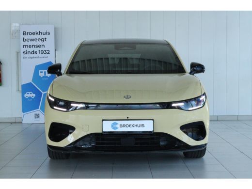 Leapmotor B05 ProMax Design 67.1 kWh "TEST HEM NU" | Adapt. Cruise | Pano | Stoel+stuurverwarming | 360 Camera ... ActivLease financial lease