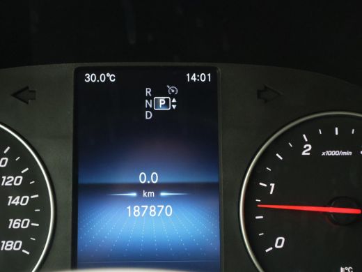 Mercedes-Benz Sprinter 319 3.0 CDI V6 190 PK L2H1 + LUCHTVERING | LED | ELEKTTR. SCHUIFDEUR | 360 CAMERA | 3500 KG TREKHAAK ActivLease financial lease