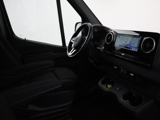 Mercedes-Benz Sprinter 319 3.0 CDI V6 190 PK L2H1 + LUCHTVERING | LED | ELEKTTR. SCHUIFDEUR | 360 CAMERA | 3500 KG TREKHAAK ActivLease financial lease