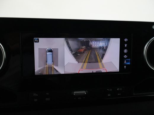 Mercedes-Benz Sprinter 319 3.0 CDI V6 190 PK L2H1 + LUCHTVERING | LED | ELEKTTR. SCHUIFDEUR | 360 CAMERA | 3500 KG TREKHAAK ActivLease financial lease