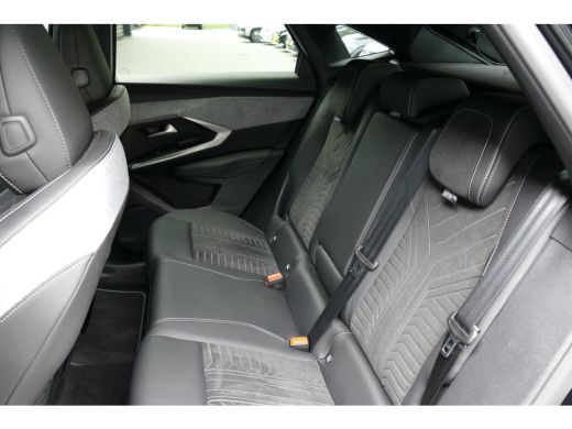 Peugeot 3008 1.2 HYBRID 145PK GT AUTOMAAT / ALCANTARA / CAMERA / 19"LMV / KEYLESS / FULL-LED / STOELVERWARMING... ActivLease financial lease