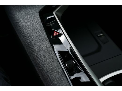 Peugeot 3008 1.2 HYBRID 145PK GT AUTOMAAT / ALCANTARA / CAMERA / 19"LMV / KEYLESS / FULL-LED / STOELVERWARMING... ActivLease financial lease