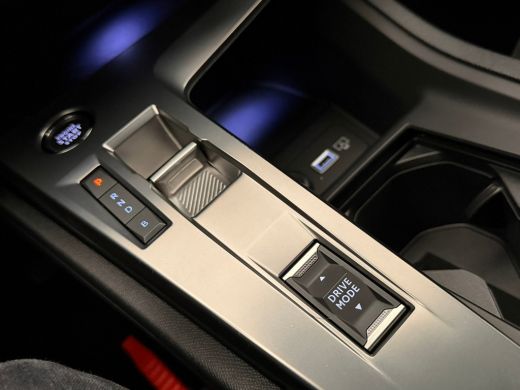 Peugeot 308 SW 1.6 PLUG-IN HYBRID 180PK ACTIVE PACK / AFN. TREKHAAK / SOH 99% / 17" LMV / LED / NAVI / CLIMA ... ActivLease financial lease