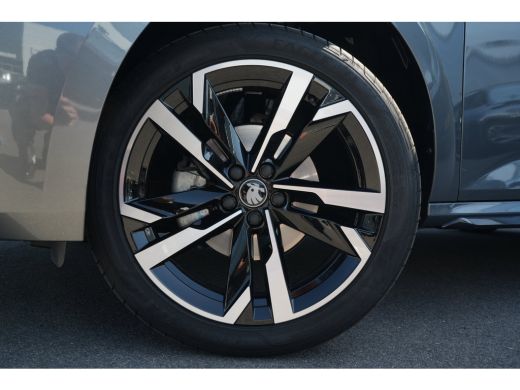 Skoda Kamiq 1.0 TSI DSG Monte Carlo 115 pk | Achteruitrijcamera | Adaptive Cruise Control | Driver Activity A... ActivLease financial lease
