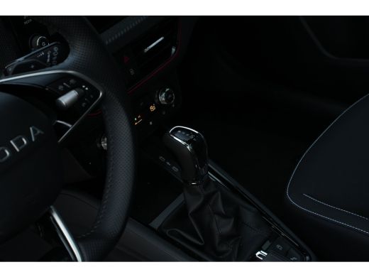 Skoda Kamiq 1.0 TSI DSG Monte Carlo 115 pk | Achteruitrijcamera | Adaptive Cruise Control | Driver Activity A... ActivLease financial lease