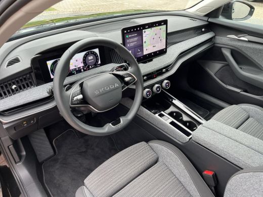 Skoda Superb Combi 1.5 TSI PHEV Selection | 204PK | Trekhaak | A.camera | Clima | ActivLease financial lease
