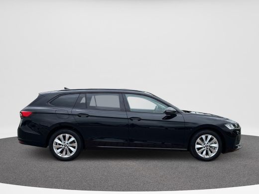 Skoda Superb Combi 1.5 TSI PHEV Selection | 204PK | Trekhaak | A.camera | Clima | ActivLease financial lease