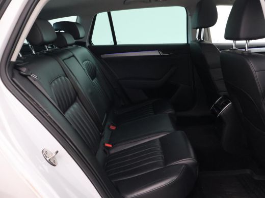 Skoda Superb Combi 2.0 TDI 150 PK DSG AUT. *BTW* + PANORAMA | LEDER | CANTON | LED | MEMORY ActivLease financial lease