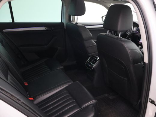 Skoda Superb Combi 2.0 TDI 150 PK DSG AUT. *BTW* + PANORAMA | LEDER | CANTON | LED | MEMORY ActivLease financial lease