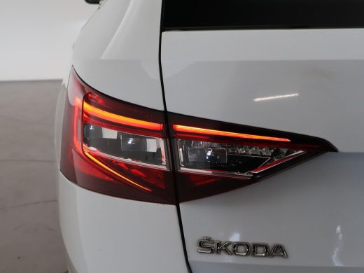 Skoda Superb Combi 2.0 TDI 150 PK DSG AUT. *BTW* + PANORAMA | LEDER | CANTON | LED | MEMORY ActivLease financial lease