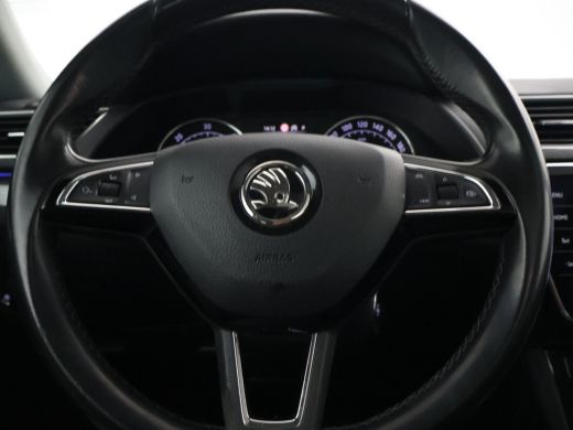 Skoda Superb Combi 2.0 TDI 150 PK DSG AUT. *BTW* + PANORAMA | LEDER | CANTON | LED | MEMORY ActivLease financial lease