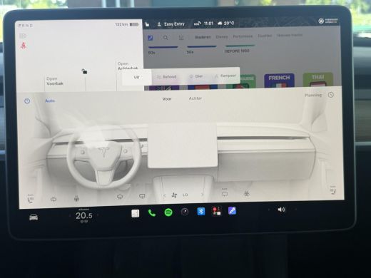 Tesla Model Y Long Range AWD 75 kWh SOH 94,9% / Autopilot / 3 Fase / Panorama / Stoelverwarming / Memory / Dode... ActivLease financial lease