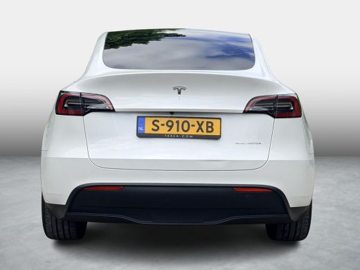 Tesla Model Y Long Range AWD 75 kWh SOH 94,9% / Autopilot / 3 Fase / Panorama / Stoelverwarming / Memory / Dode... ActivLease financial lease
