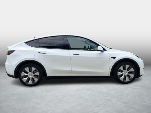 Tesla Model Y Long Range AWD 75 kWh SOH 94,9% / Autopilot / 3 Fase / Panorama / Stoelverwarming / Memory / Dode... ActivLease financial lease
