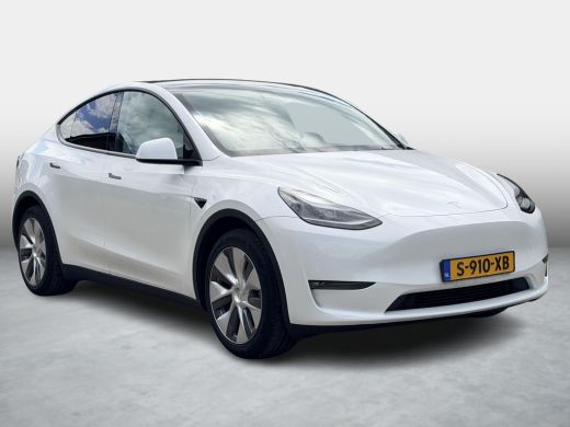 Tesla Model Y Long Range AWD 75 kWh SOH 94,9% / Autopilot / 3 Fase / Panorama / Stoelverwarming / Memory / Dode... ActivLease financial lease