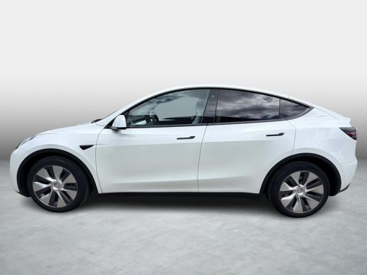 Tesla Model Y Long Range AWD 75 kWh SOH 94,9% / Autopilot / 3 Fase / Panorama / Stoelverwarming / Memory / Dode... ActivLease financial lease