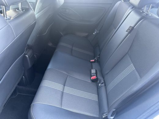 Toyota Yaris Cross 1.5 Hybrid Adventure | Stoelverwarming | Carplay | Parkeersensoren | Treeplanken | LED koplampen | ActivLease financial lease