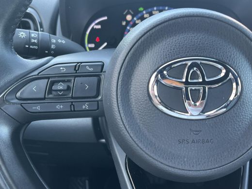 Toyota Yaris Cross 1.5 Hybrid Adventure | Stoelverwarming | Carplay | Parkeersensoren | Treeplanken | LED koplampen | ActivLease financial lease