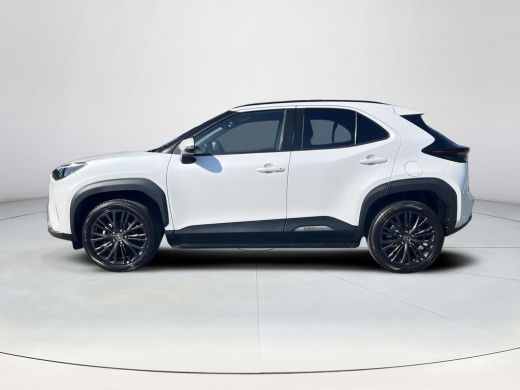 Toyota Yaris Cross 1.5 Hybrid Adventure | Stoelverwarming | Carplay | Parkeersensoren | Treeplanken | LED koplampen | ActivLease financial lease