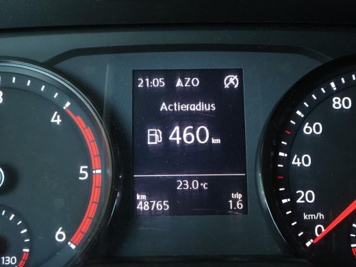 Volkswagen Crafter 35 2.0 TDI 140 PK L3H3 TWO-TONE + 3000 KG TREKHAAK | APPLE CARPLAY | CRUISE | SIDEBARS | NAVIGATIE ActivLease financial lease