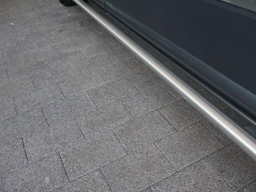 Volkswagen Crafter 35 2.0 TDI 140 PK L3H3 TWO-TONE + 3000 KG TREKHAAK | APPLE CARPLAY | CRUISE | SIDEBARS | NAVIGATIE ActivLease financial lease