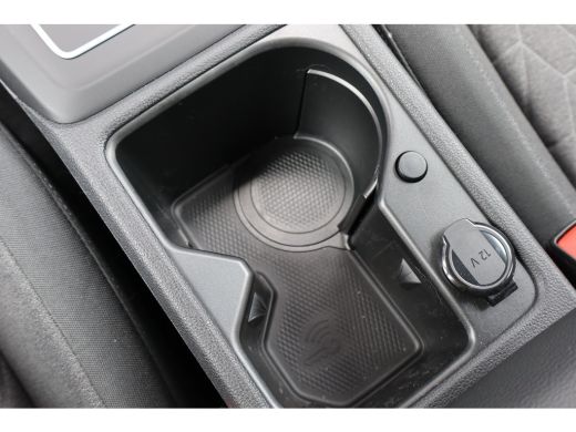 Volkswagen Golf 1.5 eHybrid Life Edition 204PK | Achteruitrijcamera | Apple Carplay/Android Auto|telefoonintegrat... ActivLease financial lease