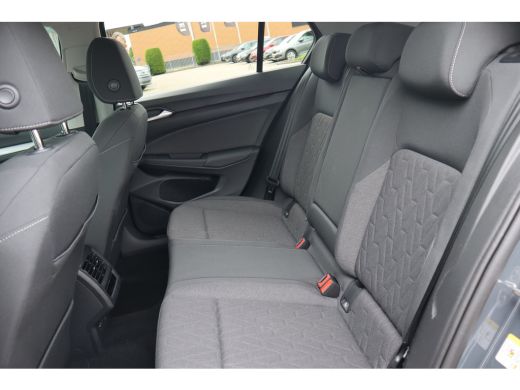 Volkswagen Golf 1.5 eHybrid Life Edition 204PK | Achteruitrijcamera | Apple Carplay/Android Auto|telefoonintegrat... ActivLease financial lease