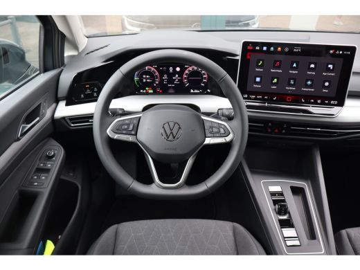 Volkswagen Golf 1.5 eHybrid Life Edition 204PK | Achteruitrijcamera | Apple Carplay/Android Auto|telefoonintegrat... ActivLease financial lease