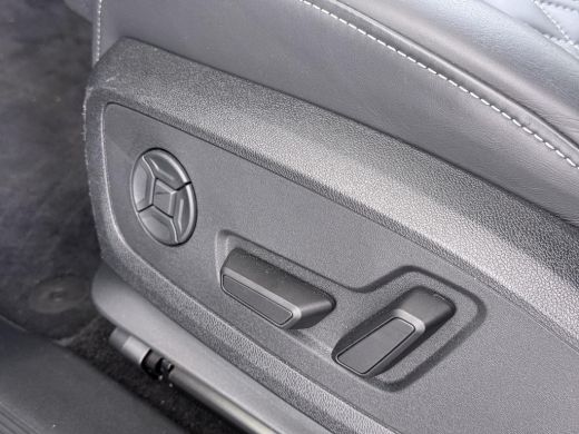 Audi Q4 Sportback e-tron 45 S Edition 82 kWh S-LINE BINNEN + BUITEN | 21 INCH!| MEM. STOEL| ACHTERUITRIJCAMERA| NAPPA LEER... ActivLease financial lease