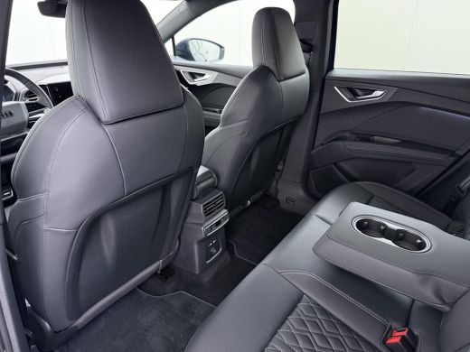 Audi Q4 Sportback e-tron 45 S Edition 82 kWh S-LINE BINNEN + BUITEN | 21 INCH!| MEM. STOEL| ACHTERUITRIJCAMERA| NAPPA LEER... ActivLease financial lease