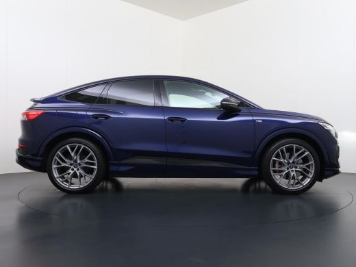 Audi Q4 Sportback e-tron 45 S Edition 82 kWh S-LINE BINNEN + BUITEN | 21 INCH!| MEM. STOEL| ACHTERUITRIJCAMERA| NAPPA LEER... ActivLease financial lease