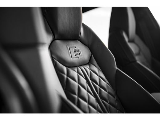 Audi Q8 Pro Line S | Adaptive air suspension sport | Bang & Olufsen Premium 3D | Bekleding leder/alcantar... ActivLease financial lease