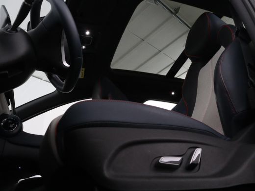 BYD ATTO 3 Comfort 60 kWh | Warmtepomp | 92.5% SOH | 3-Fase | Panoramadak | Adaptive cruise | 360 camera | D... ActivLease financial lease