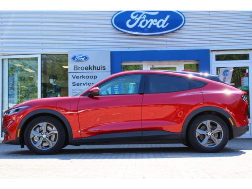 Ford Mustang Mach-E Mach-E RWD 75 kWh | NL-AUTO! | 1E EIGENAAR! | ADAPTIVE CRUISE | WINTERPACK | CAMERA | LEDER | PAR... ActivLease financial lease