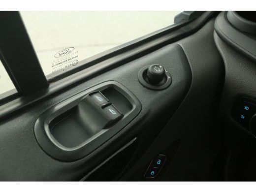 Ford Transit Custom 2.0 TDCI L1H1 Sport 185PK | Automaat | Airco | Cruise | Camera | Carplay | 3 Zits | 2xSchuifdeur ... ActivLease financial lease