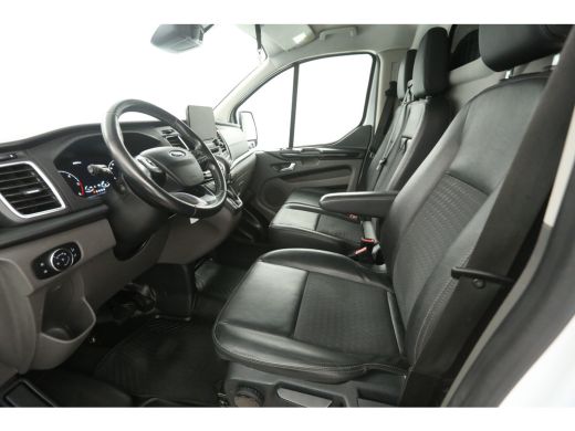 Ford Transit Custom 2.0 TDCI L1H1 Sport 185PK | Automaat | Airco | Cruise | Camera | Carplay | 3 Zits | 2xSchuifdeur ... ActivLease financial lease