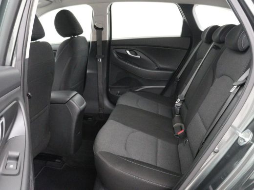 Hyundai i30 1.0 T-GDi MHEV Comfort Smart | Keyless | Navigatie | Adaptive cruise control | Carplay | Climate ... ActivLease financial lease