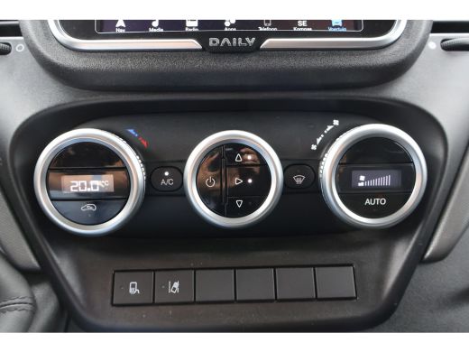 Iveco Daily 40C16 3.0 Hi-matic Bakwagen met Laadklep 1000kg ActivLease financial lease