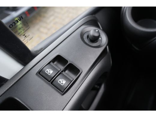 Iveco Daily 40C16 3.0 Hi-matic Bakwagen met Laadklep 1000kg ActivLease financial lease