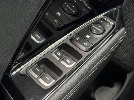 Kia Niro 1.6 GDi Hybrid DynamicLine NL-AUTO | CAMERA | LEDER | ActivLease financial lease
